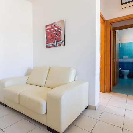 Oasi Con Piscina E 2 - Ginevra Apartment *