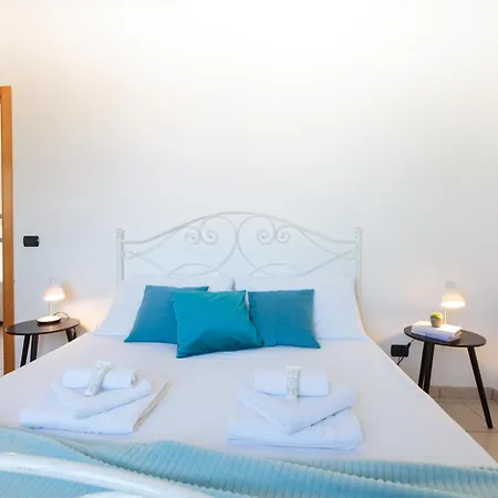 Oasi Con Piscina E 2 - Ginevra Apartment *